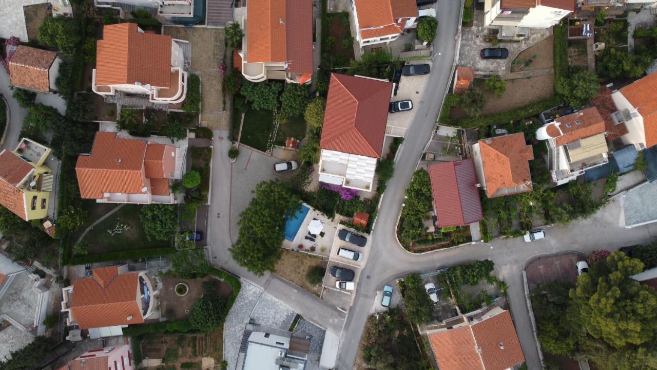 Apartments Plavi&Zuti Zaboric Buitenkant foto