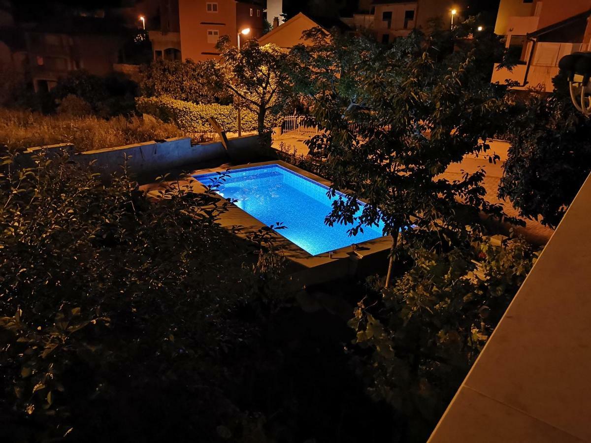 Apartments Plavi&Zuti Zaboric Buitenkant foto